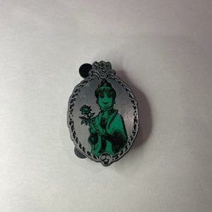 HAUNTED MANSION GLOW DARK DISNEY PIN character attraction theme park